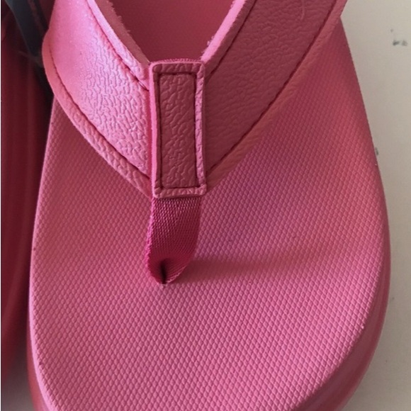 REEF CUSHION BONDI Sandals - LIMITED EDITION Hot Pink - Picture 3 of 6